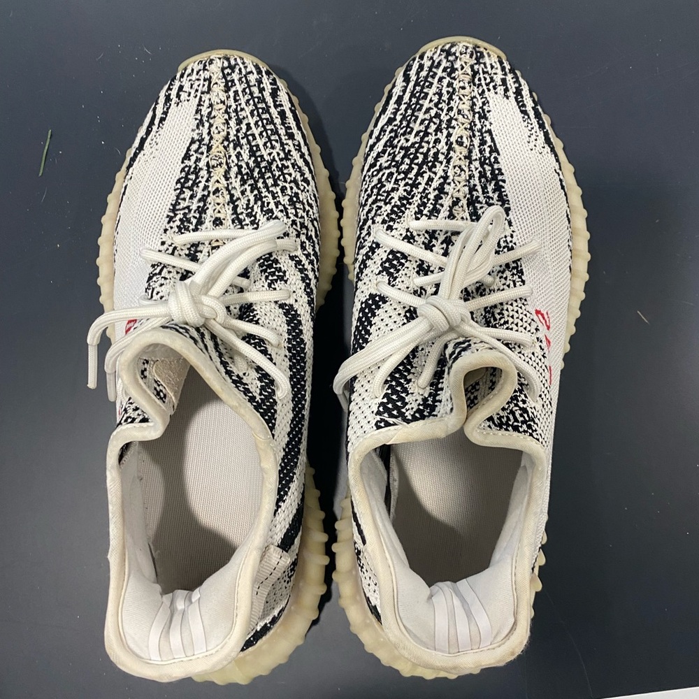 Yeezy 350 zebra - Picture 4 of 8
